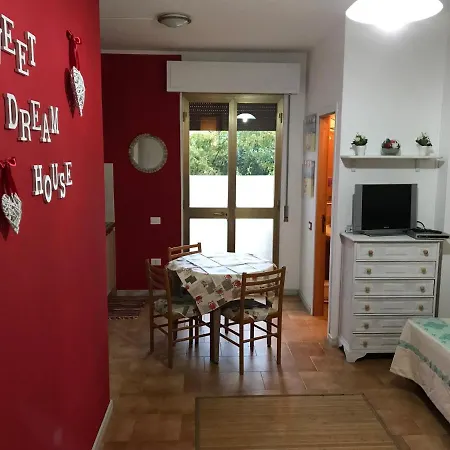 Sweet Dream House